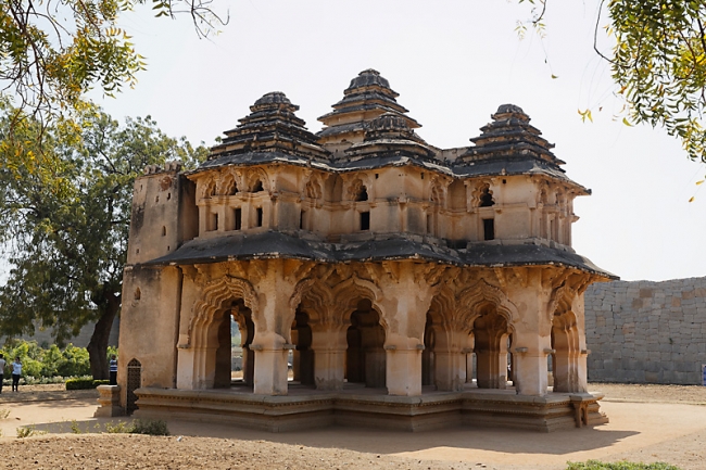 Hampi-Palais du lotus-007